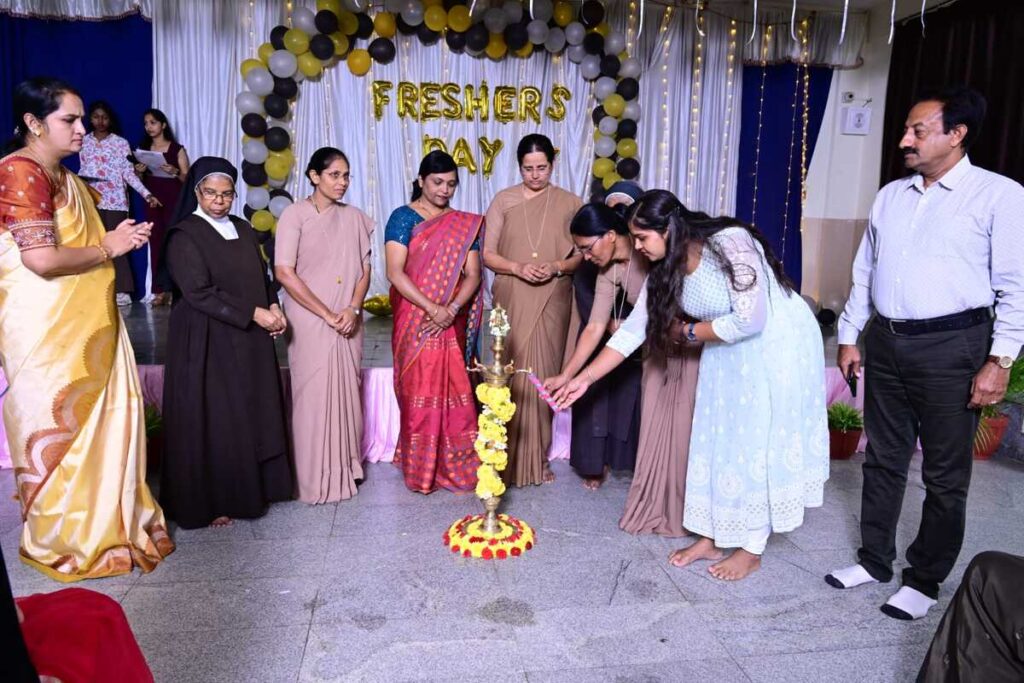 Carmel PU College